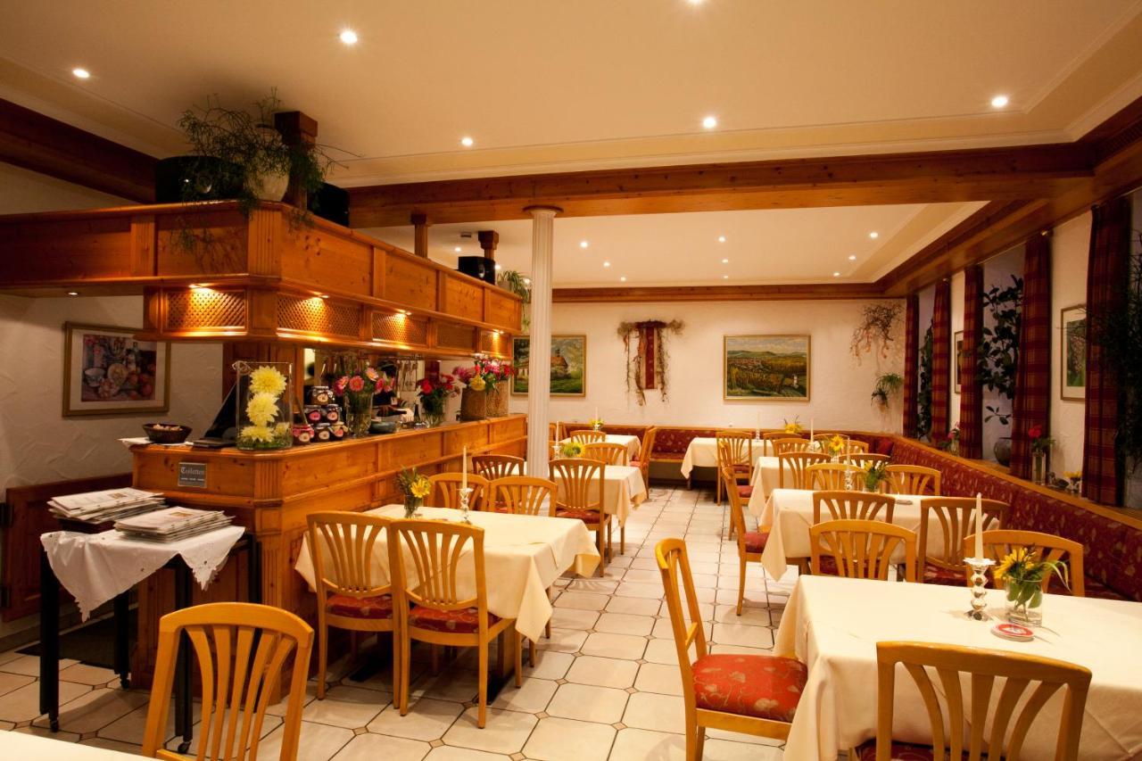 Gasthaus Buerger-Stube 凯萨斯图尔地区萨斯巴赫 外观 照片